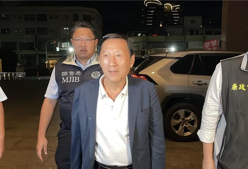 吳俊立涉農路弊案5百萬交保卻免押 台東地院:無羈押必要