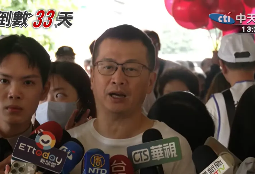 證實蔣萬安昨夜會白營小雞!羅智強揭內幕:收穫豐富