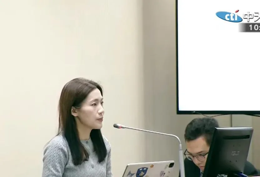 議程排滿被疑「牽制」沈伯洋 徐巧芯:綠營少爺小姐們很難伺候