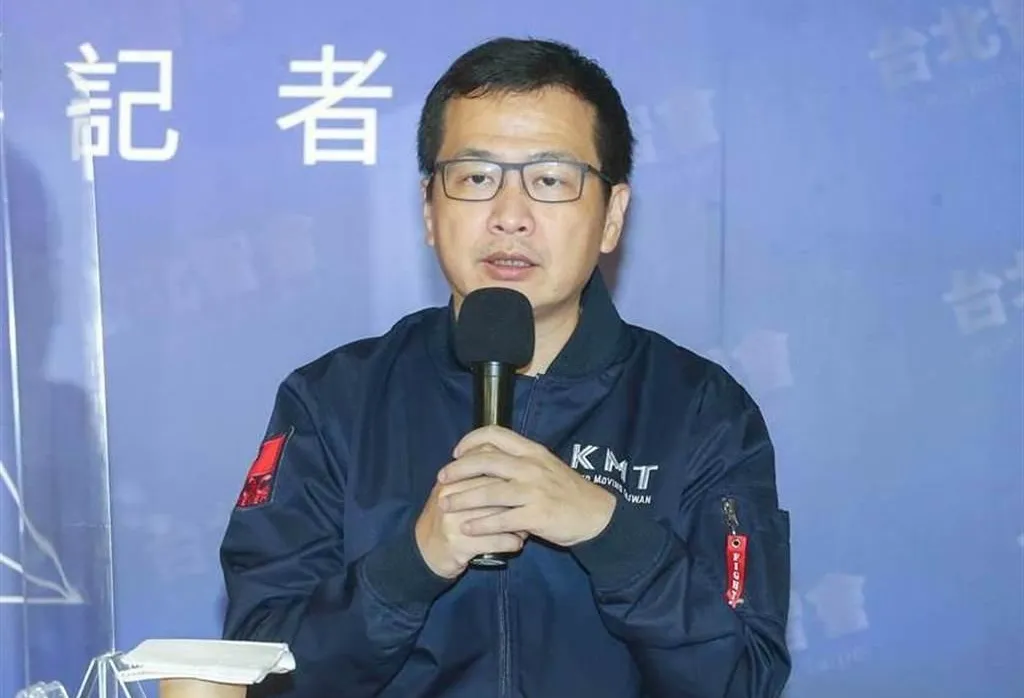國軍半個月死3人 羅智強不忍了!直球開嗆沈伯洋:你怎麼看
