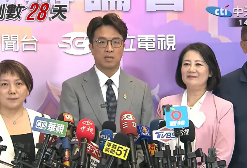 辯論笑容少「很緊張」?沈伯洋:每個人處理壓力個性不同
