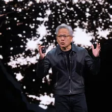 AI不是泡沫!黃仁勳APEC演說駁斥:已開始良性循環