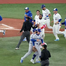 MLB/道奇藍鳥板凳清空!世界大賽G7險爆衝突