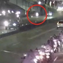 影/新北浮洲橋機車自摔車禍　60歲騎士傷重不治