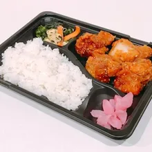 太誇張！新店區便當店大規模食物中毒「17人就醫」　衛生局勒令停業