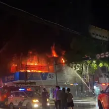 影/火噬整棟樓!湖南商鋪凌晨惡火奪5命 傳電動機車充電釀災