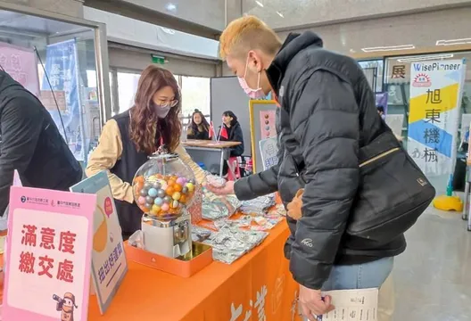 基本薪連10漲、明年月薪2.95萬、時薪196元 246.9萬人受惠