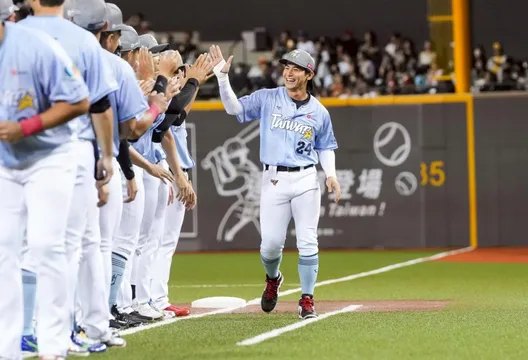 中職/陳傑憲停車收繳費單驚喊「阿娘威」！台南市府將規劃專屬車位