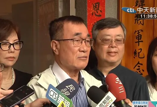 郭國文妻掀蘇芷婕舊帳轟假面! 李四川霸氣護才:不喜負面選舉