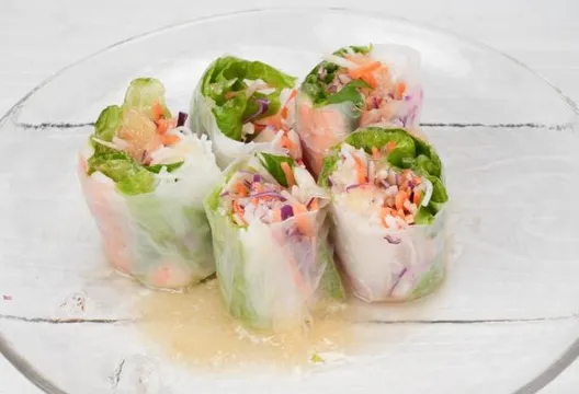 不只春捲有風險!醫曝廚房5大漏洞 生肉竟不用沖洗?真相令人驚訝