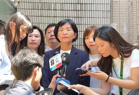 李四川質疑「兩國論修憲」 蘇巧慧:台灣主權獨立沒必要辦公投