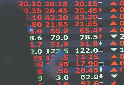 史上第4大!外資砸761億認錯回補 00403A被狂掃13萬張