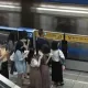 北捷「擠車廂口」亂象！台北人都這樣？　網怒：直接撞下去