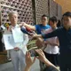 名醫李光輝昔自爆與辣模「父女戀」　印股票換鈔票遭起訴