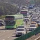 影/國1竹北段統聯客運停路中！釀嚴重紫爆　車速僅14