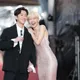 Lulu、陳漢典登記結婚！父母不捨落淚　老闆送上「金鏟子」