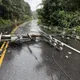 影/砂石車雨天失控撞斷2電桿肇逃！　楊梅、龍潭830戶停電