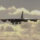 美軍B-52轟炸機空中發出緊急訊號！迫降英國基地