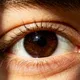 長時間看3C不只會近視！乾眼、飛蚊症呈年輕化趨勢