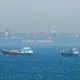 大陸油輪荷莫茲海峽「首度遭襲」甲板起火！伊朗革命衛隊頻繁攻擊商船