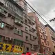 新北新莊民宅5樓竄火煙　現場救出1男送醫