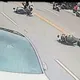 影/救不回！台中4車撞一團「騎士遭休旅車重壓」不治