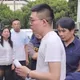 心碎母親節!朝天宮董座兒涉毆遭押 媽隔窗高喊「加油」