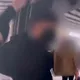 影/張文翻版?北車暴走男不爽被撞 失控「月台揮刀」