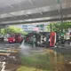 影/內湖南京東路六段水泥車閃車翻覆 62歲駕駛命大輕傷