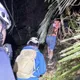 北橫2登山客凌晨受困山區 搜救隊入山3小時救援