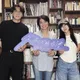 洗澡狂哼宇宙人主題曲!嚴藝文靈感突爆發 揭朱軒洋淚崩名場面內幕