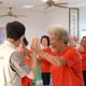 長輩免繳健保!8縣市免申請直接代繳 最新整理一次看