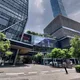 北市微風南山「有人掉下來了」!女子「雙腿全斷手骨折」搶救中