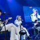 FTISLAND高雄開唱大跳震胸舞!李洪基爆肌繞場 台上嗑柚子超嗨