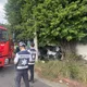 開車下班失控撞小港路樹困5小時 發現已身亡未送醫