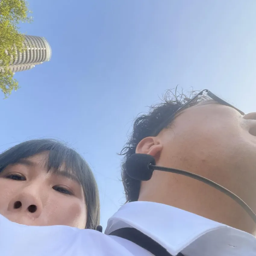 洋流內戰!前空姐參選人鼻孔貼沈伯洋 青鳥狂罵:花痴、愛蹭、綠茶