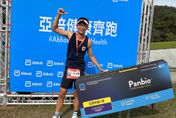 亞培世界馬拉松大滿貫開跑　55歲傳產老闆周跑60公里　甩開脂肪肝及三高紅字！