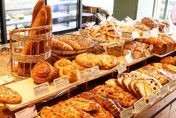 「愛吃麵包」竟是甲狀腺出問題？醫揭「這作用」導致越減越胖