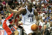 阿中哥誤會大了～人家魔獸早在2004年加盟NBA就穿「12」號