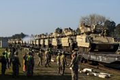 至今最大宗援助！美國軍援烏克蘭30億美元　含「坦克殺手」布萊德雷戰車