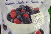 快訊/好市多莓果改善報告不完整！效期內「科克蘭冷凍莓果類」全數回收