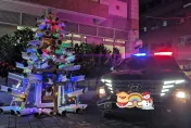 影/全台最有梗！台南「無死角聖誕樹」360度全面監控　網刷一排朝聖
