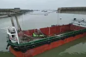 廣州大橋遭撞「狠斷兩截」5死3傷　官方：船員操作失當釀禍