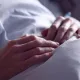 肚子狂跳以為「心臟掉落」　醫突聽一聲慘叫：血壓沒了
