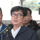 高雄市驚傳下令公務員「交出臉書帳號列管」　基層炸鍋區長下台！