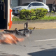 影/嘉義死亡車禍！8旬婦騎單車過馬路　遭右轉公車輾斃