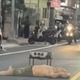 影/烤肉架當安全錐！竹北超狂醉男橫躺路中央　畫面曝光