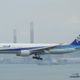 全日空班機出包！羽田機場「撞擊跑道燈」緊急返航