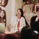 洪佩瑜合作徐佳瑩「爬進錄音室」偷探班　一聽她歌聲感動落淚