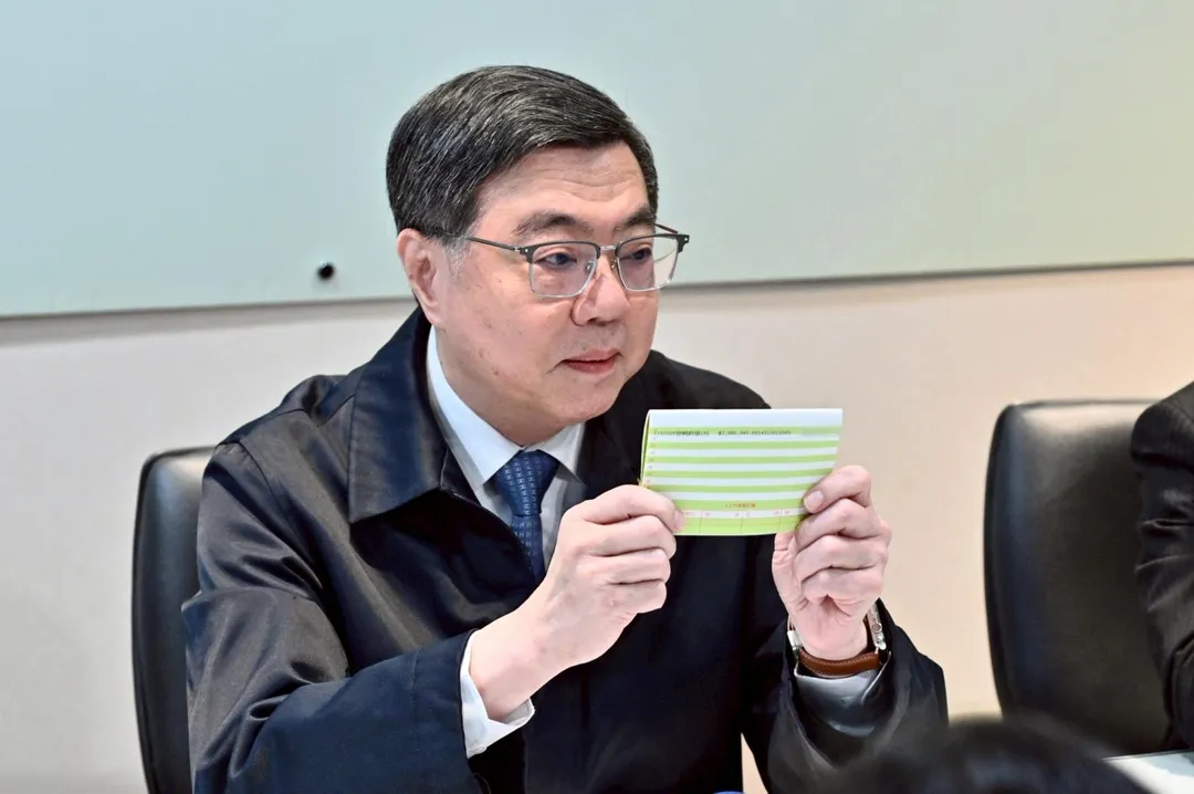 卓榮泰秀日本私人行程自費單據共計近214萬元(圖/行政院提供)